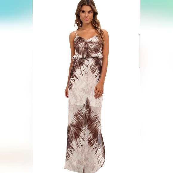 Vince Camuto Women's Printed Blouson Maxi Dress Size 2 - Picture 1 of 11